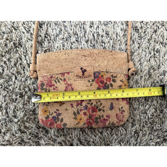 Natural Portuguese Cork Crossbody Bag – Sustainable Vegan Leather Purse - Picture 6 of 6